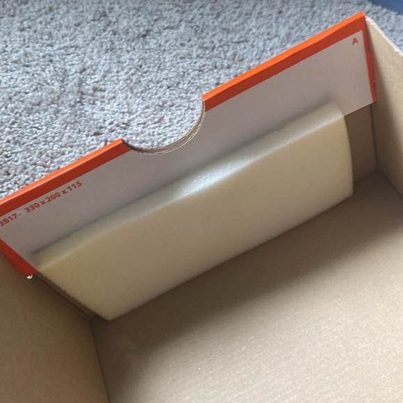 Empty orange Nike shoebox - women’s QUEST 5 size 10 - Picture 14 of 17